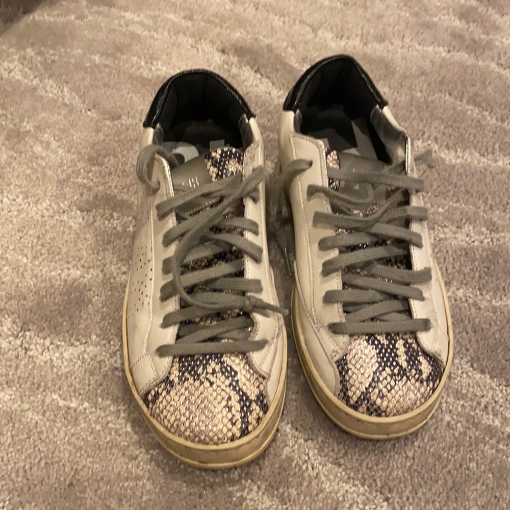 P488 John Low Top Sneaker